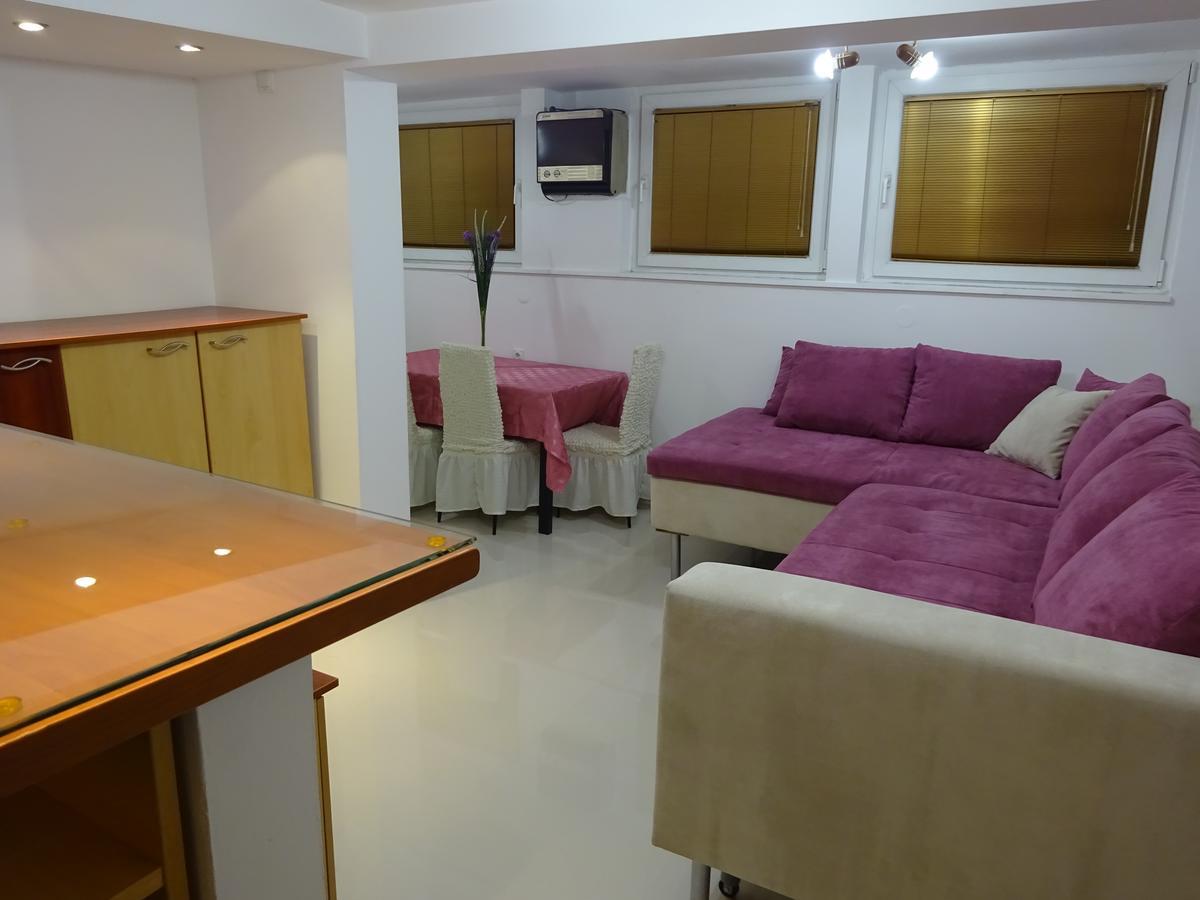 Jasmin White Apartment Skopje Zewnętrze zdjęcie
