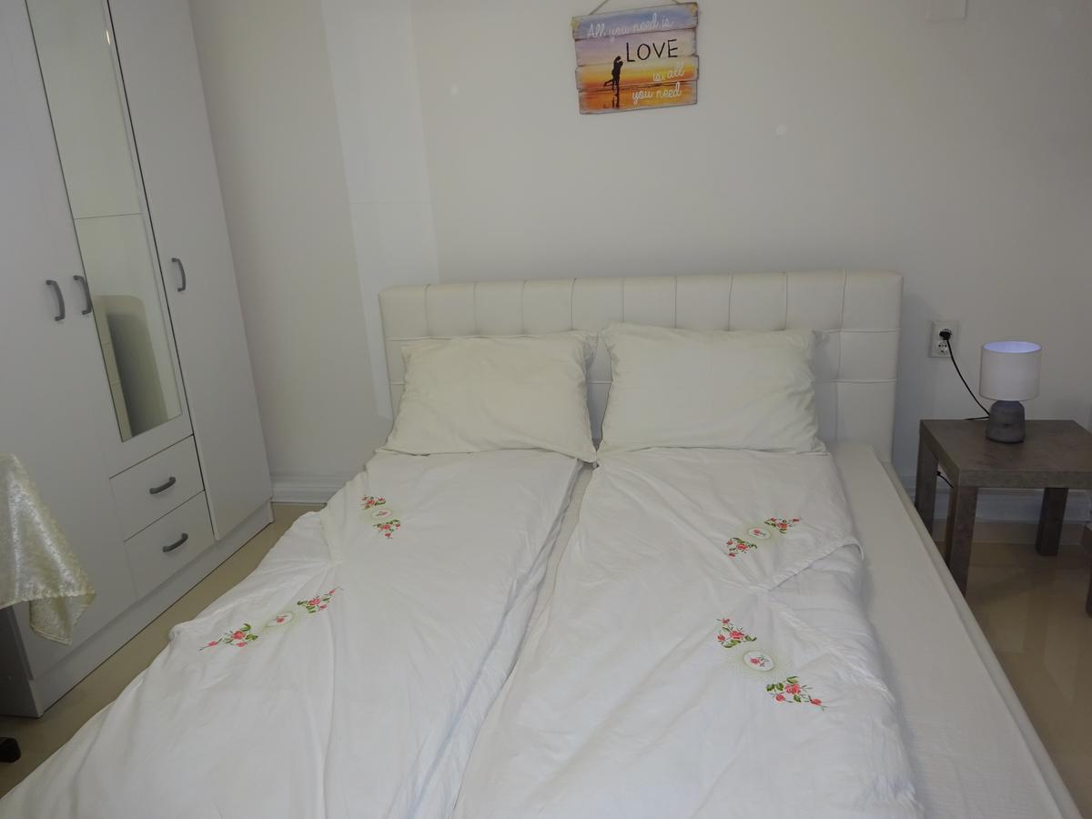 Jasmin White Apartment Skopje Zewnętrze zdjęcie