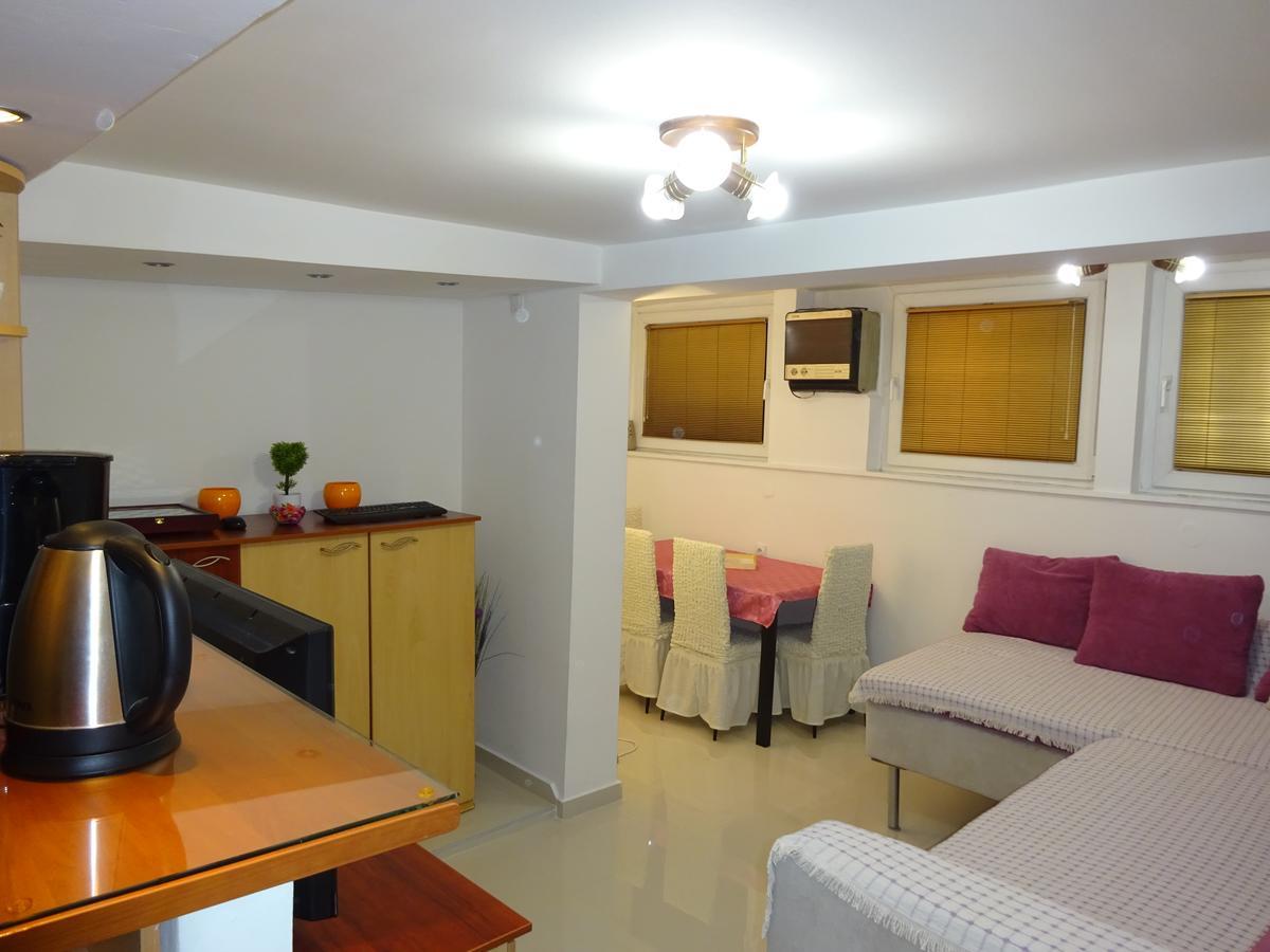 Jasmin White Apartment Skopje Zewnętrze zdjęcie
