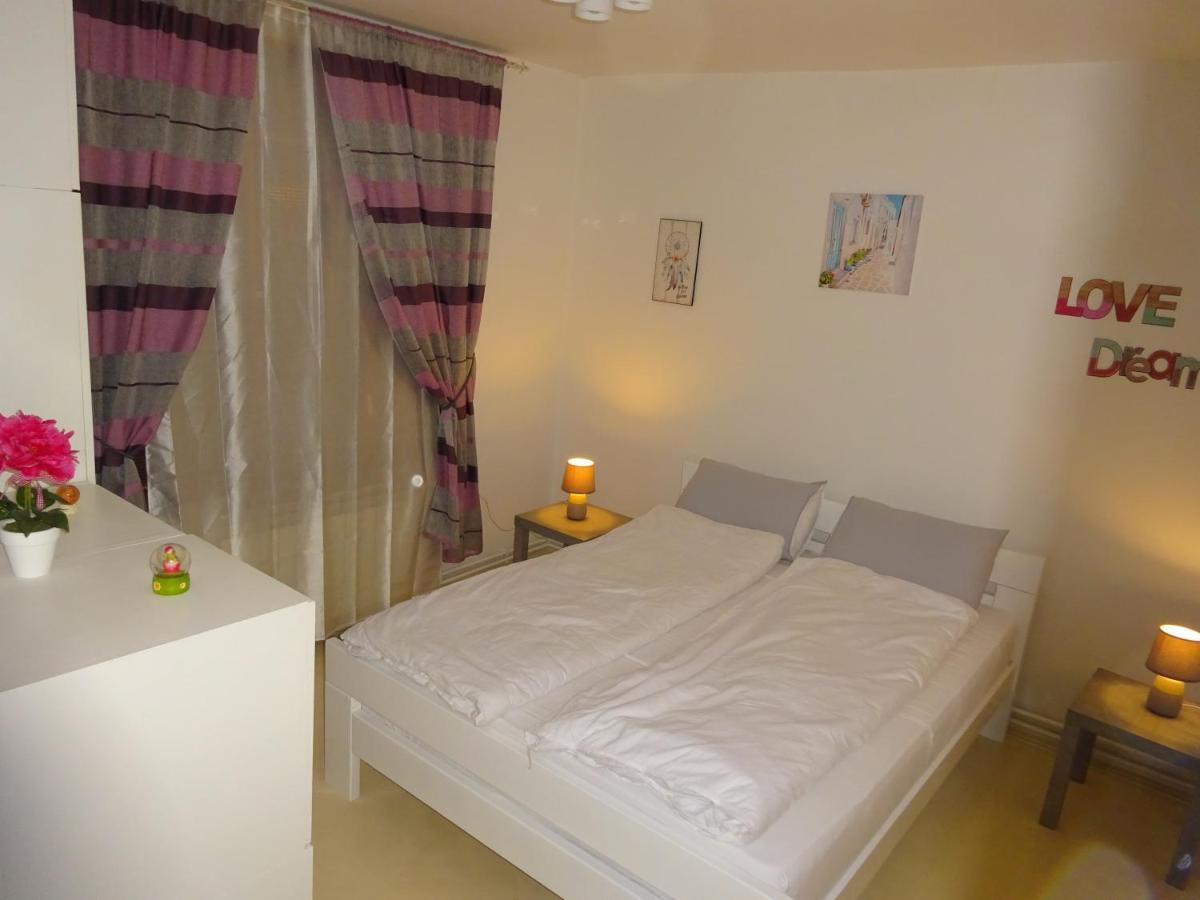 Jasmin White Apartment Skopje Zewnętrze zdjęcie